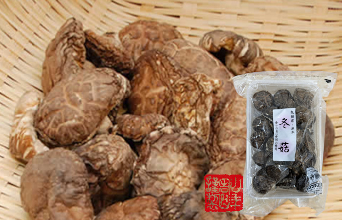 【高級】どんこ椎茸 100g×3袋セット 国産原木乾椎茸 乾しいたけ 九州産 干し椎茸 乾燥 国産 敬老の日 プチギフト お茶 2026 ギフト プレゼント 内祝い お返し 還暦祝い 男性 女性 父 母 贈り物 お土産 おみやげ お祝い 誕生日 祖父 祖母 おじいちゃん おばあちゃん