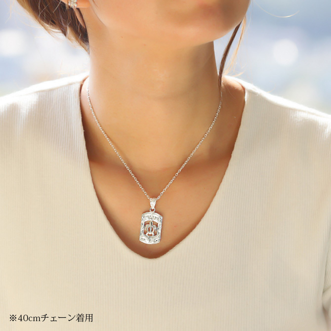 ハワイアンジュエリー ホヌ ペンダントトップ 刻印 無料 誕生石入れ可 ホヌ型抜きプレート 刻シンプル シルバー925 ネックレス チェーン別売 ペンダントヘッド メンズ レディース 誕生日 プレゼント ハロウィン 【品番：SP2957】