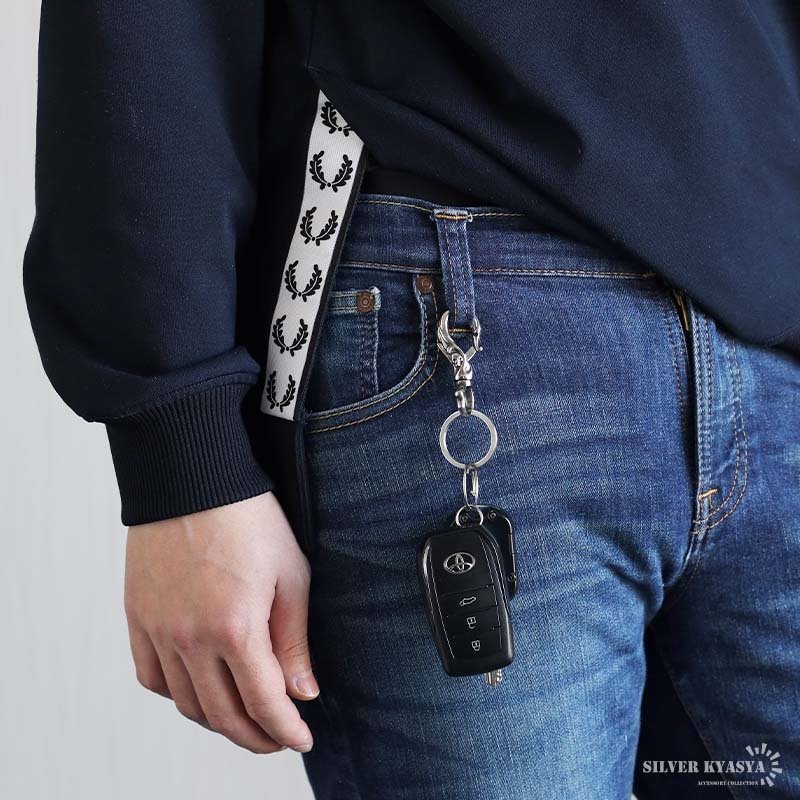ステンレス スカルキーリング 龍 キーホルダー キーフック クリップ キーチェーン ゴールド 燻し アンティーク ベルトループ 重厚感 ドクロ 鍵 小物