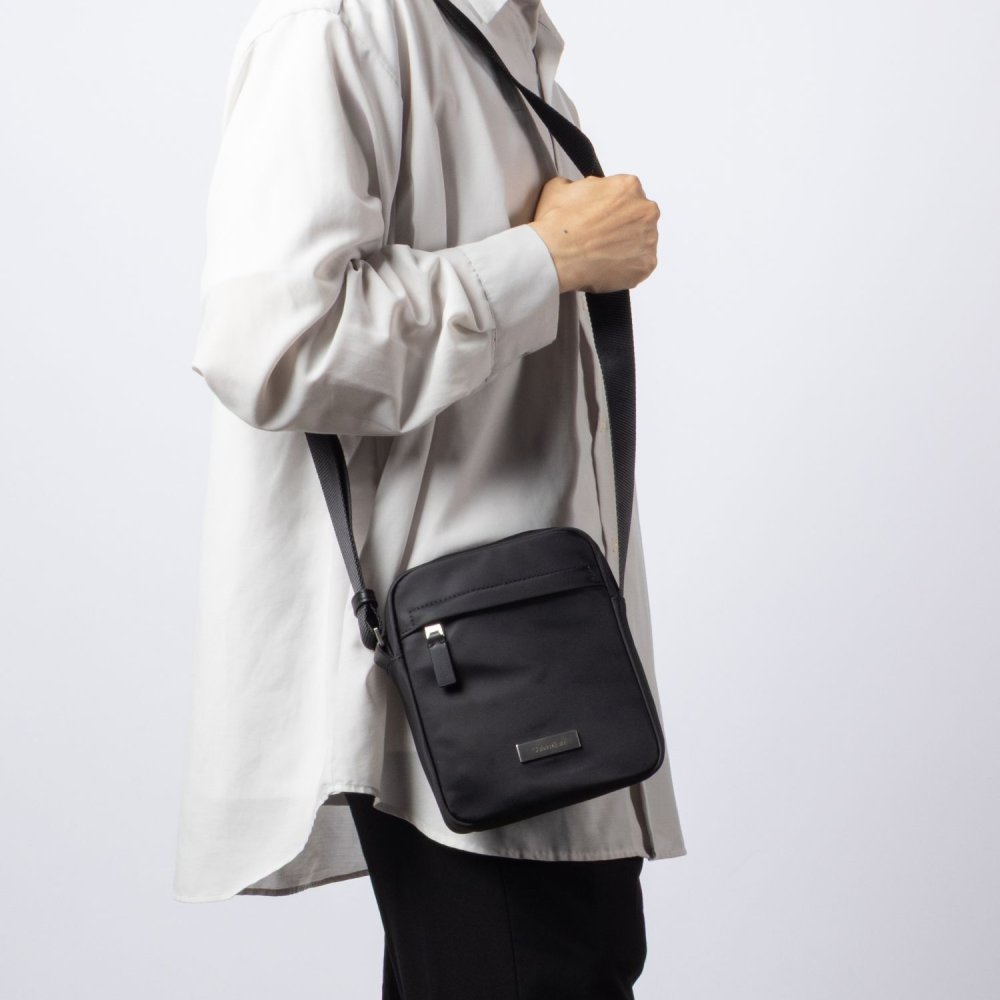 カルバンクライン Calvin Klein SLEEK REPORTER スリーク レポーター LV04D3180G ショルダーバッグ メンズ バッグ