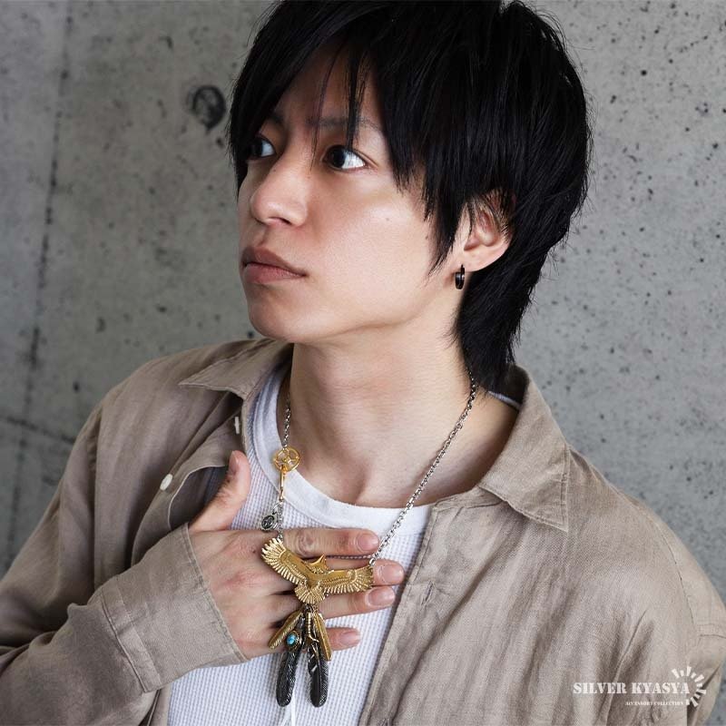 ステンレス ゴールド 特大イーグルネックレス フェザーネックレス インディアンジュエリー ペンダントネックレス メンズネックレス 18KGP 太角 あずきチェーン 太陽メタル 細身 羽根 精巧 立体的 かっこいい 男性 金属アレルギー対応