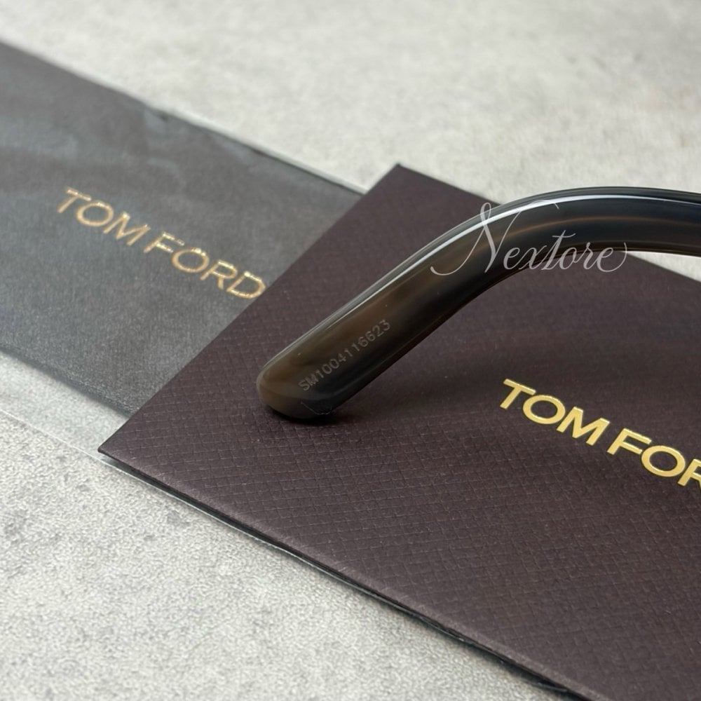 【並行輸入品】【正規品・新品 箱付き】TOMFORD トムフォード TF1048D FT1048D 20B イタリア製 サングラス メガネ 眼鏡 メンズ レディース TOM FORD トム フォード 伊達メガネ