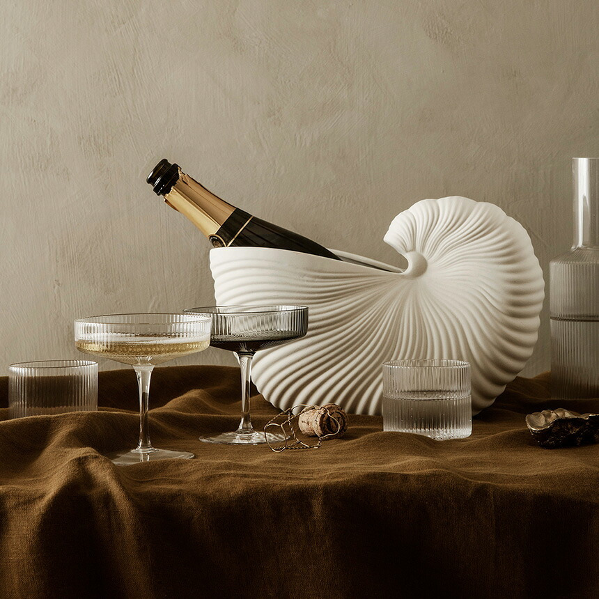 ferm LIVING ファームリビング Ripple リップル シャンパングラス 2脚セット 北欧 グラス セットワイングラス デザートカップ インテリア 雑貨 キッチン おしゃれ スタッキング ペア 高級 デザートグラス