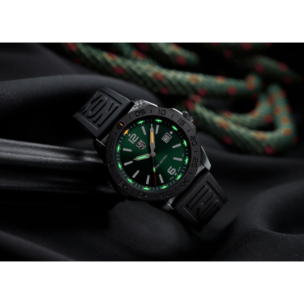 ルミノックス LUMINOX SEA SERIES PACIFIC DIVER 3120 SERIES 腕時計 メンズ ダイビングウォッチ 3137.B