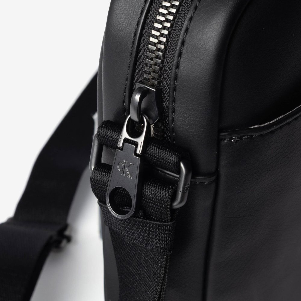 カルバンクライン Calvin Klein BOLD CK REPORTER ボールド CK リポーター LV04D3248G ショルダーバッグ メンズ バッグ