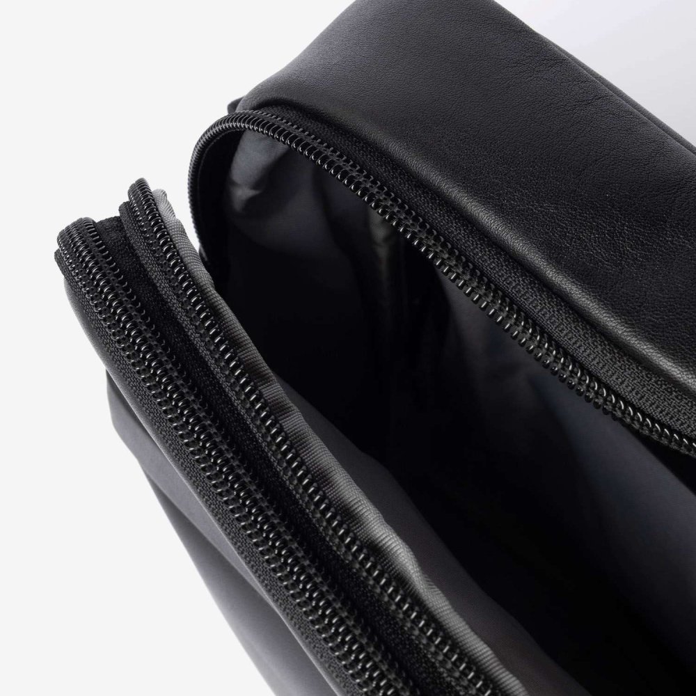 トゥミ TUMI ALPHA アルファ SMALL CROSSBODY スモール クロスボディ 09203724DL4 158987 ショルダーバッグ メンズ バッグ
