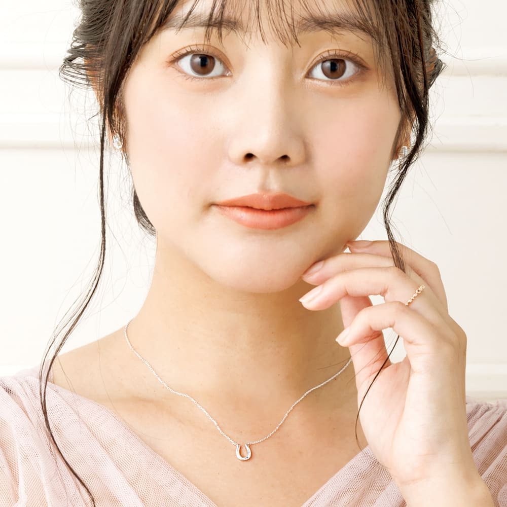 【Mirai-Tenshi】 最高級 ジルコニア 10金 イエローゴールド 馬蹄 レディース ペンダント ネックレス 選べる 誕生石 【MIP11017】シンプル 普段使い 人気 ジュエリー アクセサリー K10 10金イエローゴールド 女性 彼女 妻 誕生日 プレゼント 結婚記念日 人気 ブランド 秋アクセ　秋ジュエリー ご褒美ジュエリー 彼女 ネックレス ギフト
