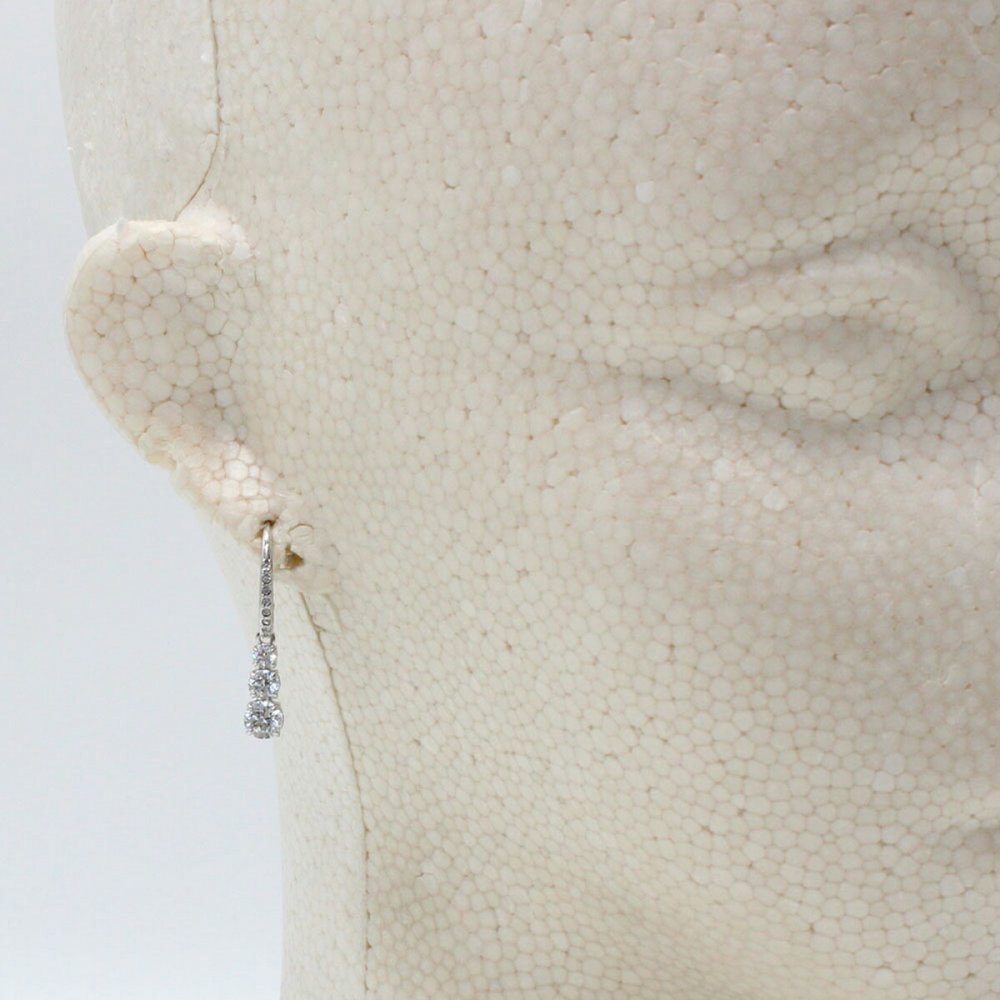 スワロフスキー SWAROVSKI ピアス アクセサリー 5416155 アトラクト トリロジー ATTRACT TRILOGY シルバー+クリスタル