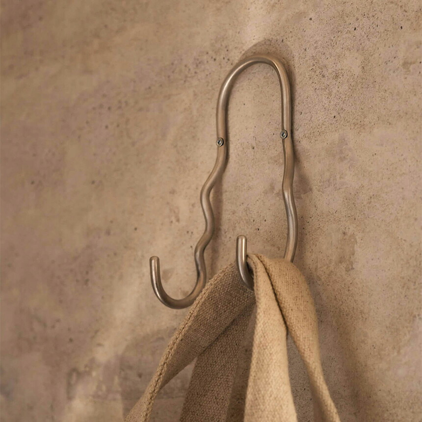 ferm LIVING ファームリビング ウォールハンガー Curvature ダブルフック ウォールハンガー壁掛け フック 北欧雑貨 おしゃれ 帽子 バッグ コート インテリア雑貨 北欧 雑貨 インテリア うねうねフック