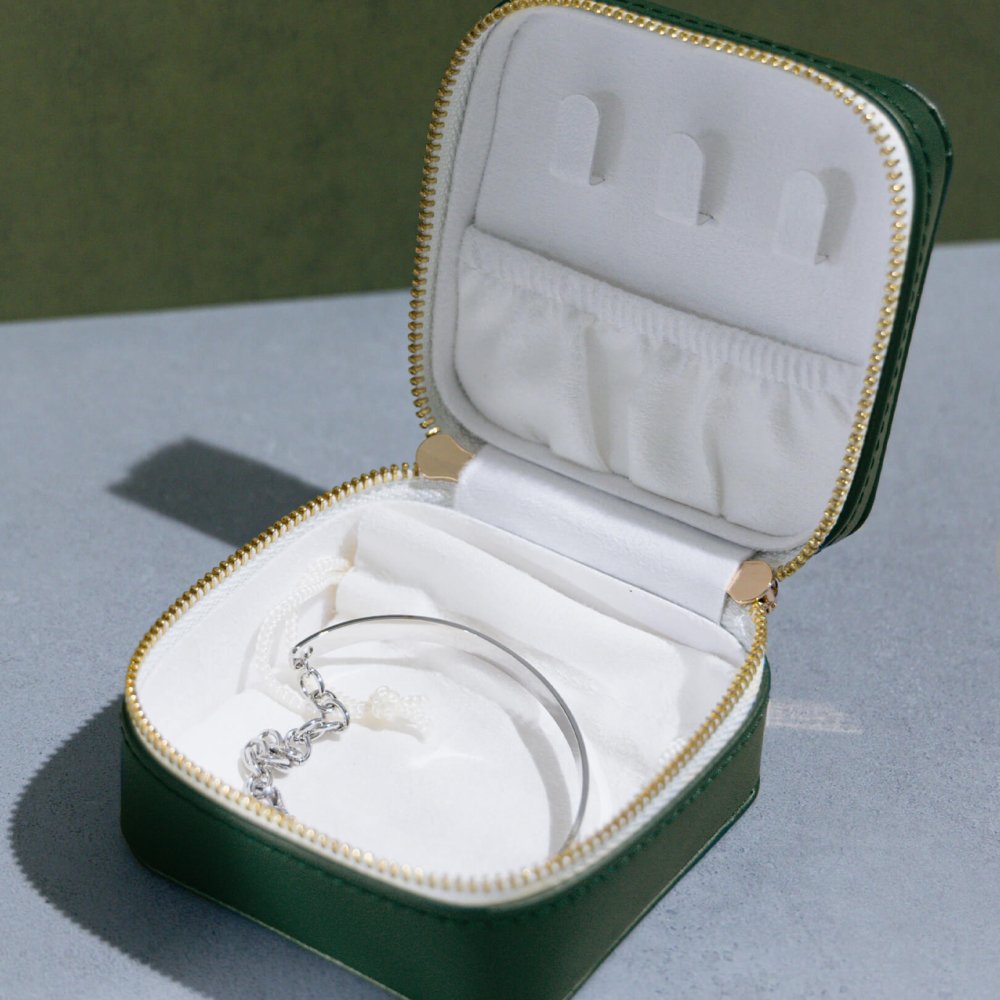 ジュエリー ポーチ グリーン（スクエア）アクセサリーボックス BOX 保管箱 ケース プレゼント Green 収納