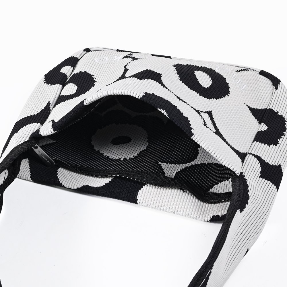 マリメッコ marimekko ショルダーバッグ ニットバッグ Unikko ウニッコ レディース ブラック 94141 094141 911 北欧雑貨 北欧デザイン 送別会 誕生日 お中元 結婚祝い 結婚式 高級 父の日 母の日 ホワイトデー