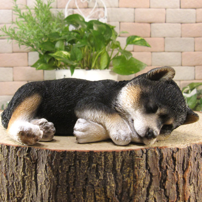 柴犬　置物 リアル　黒柴　お昼寝中　いぬ　動物オブジェ　ガーデン　オーナメント　店舗　カウンター　装飾　オブジェ　インテリア　玄関先　庭　犬好きさん人気ギフト　動物人気ギフト　クリスマスプレゼント　お誕生日祝い　母の日人気　父の日人気　敬老の日人気