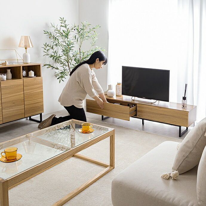テレビ台 テレビボード シンプルな木製 幅140cm 32～50型対応 美しい スタイリッシュ 大容量 引き出し付 AVラック ロータイプ TV台 ローボード AVボード 新生活