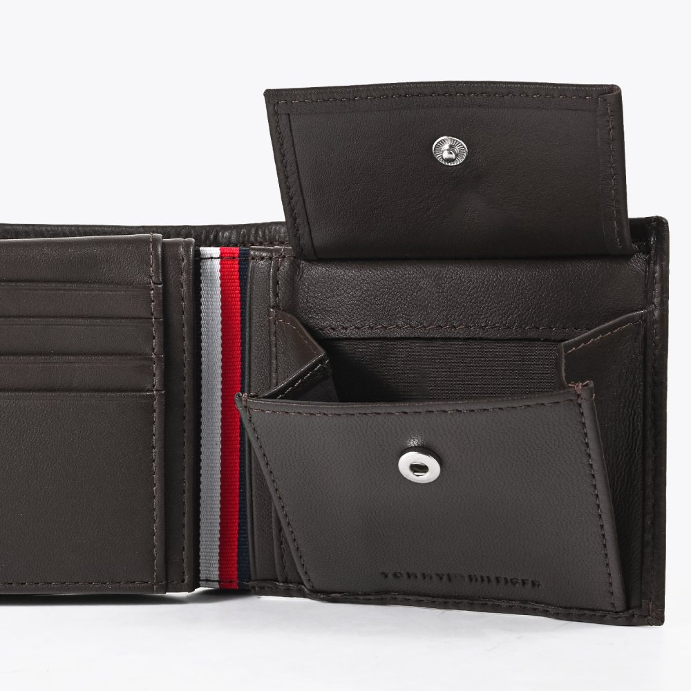 高品質ヨーロッパ輸入モデル トミーヒルフィガー 二つ折り財布 小銭入れ付き CORP CC FLAP AND COIN メンズ レディース ブラウン AM0AM14780 0HD TESTA DI MORO ウォレット 折財布 送別会 誕生日 結婚祝い 結婚式 彼氏 息子 夫 男性 名刺入れ 高級 母の日【スペシャルラッピング660円(別売り)】 即日発送 彼氏 財布 ホワイトデー