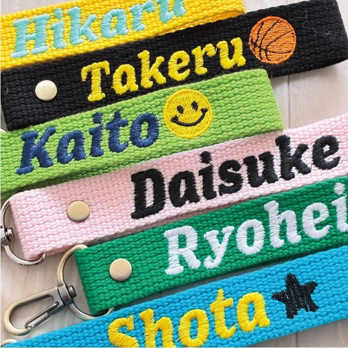 名入れ 刺繍 ネームタグ《マーク》（推し活 スポーツ ネームタグ ストラップ 名前札 キーリング バスケット サッカー 野球 テニス ゴルフ 柔道 剣道 部活 卒業記念品 卒団記念品 卒部記念品 卒園記念品）