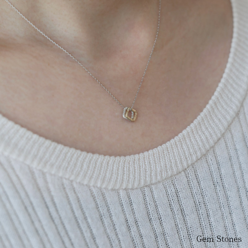 le lien carre.c ゴールド シルバー ネックレス シンプル 可愛い スクエア 四角 プチ つけっぱなし お洒落 レディース 18金 K18 地金 ダブル ペンダント ジュエリー アクセサリー プレゼント