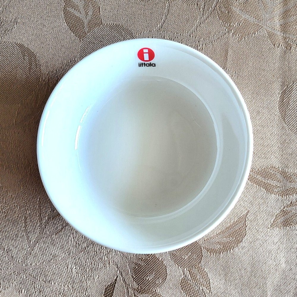 ティーマ ティーミ プレート 9cm ペア　ホワイト 【イッタラ】豆皿 ティーマホワイト ミニプレート９cm【結婚祝】【出産祝】【引越祝】【記念品】