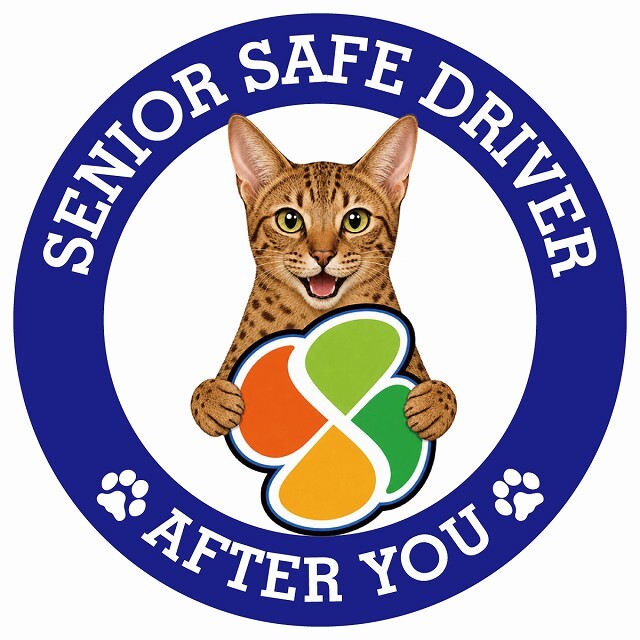 カーサイン 高齢者マーク SENIOR SAFE DRIVER オシキャット ステッカー シール 直径13cm 肉球 日本製 車