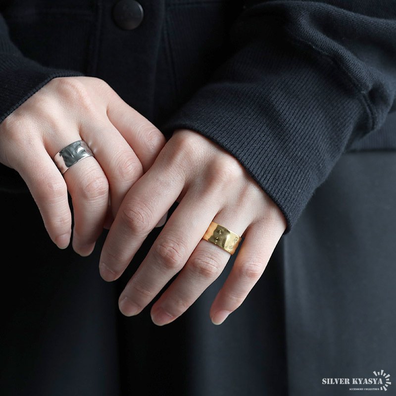 ステンレス ゆがみリング ワイドリング 槌目模様 凹凸 マットリング シンプルリング ゴールド 18K GP シルバー フリーサイズ レディース 女性 指輪 金属アレルギー対応
