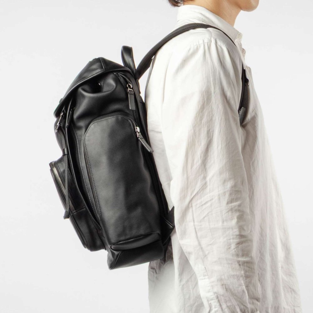 トゥミ TUMI HARRISON ハリソン SMALL GRIFFEN BACKPACK スモール グリフィン フラップ バックパック 06302065DBM 159056 リュックサック メンズ バッグ