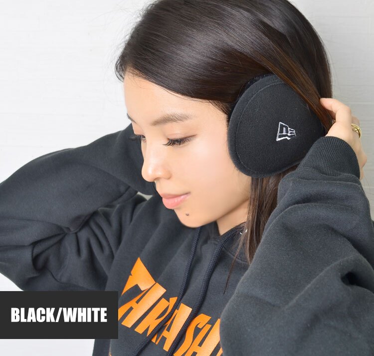イヤーマフ 防寒 メンズ NEWERA ニューエラ 耳当て レディース イヤーマフラー イヤーウォーマー 耳カバー 防風 ファー フリース コンパクト 折りたたみ 持ち運び 黒 ブラック ワンポイント ロゴ シンプル ブランド かっこいい 大人 通勤 通学 男の子 女の子 高校生