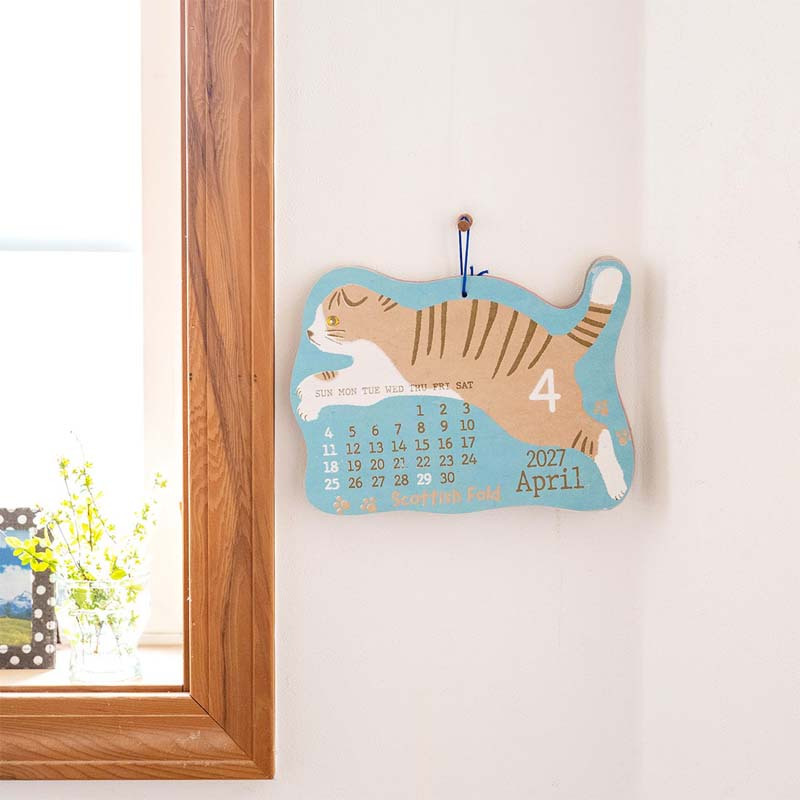 2027年 カレンダー 猫 壁掛け フライングキャット  シェイプカレンダー  にゃんこ 猫 壁掛け 年間 ポスター おしゃれ かわいい 壁 2027年  飾り 新作 令和9年暦 ねこ ロクタ紙 ネパール ハンドペイント 猫雑貨 キャット ミケ シロ クロ 手書き風