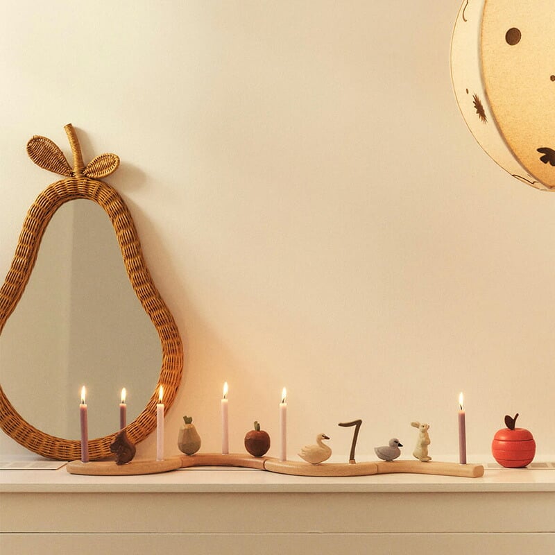 ferm LIVING ファームリビング 洋梨の形の編み込みラタンミラー Pear Braided Mirror  ミラー 壁掛け 鏡 北欧 ラタン おしゃれ 可愛い 北欧雑貨 インテリア雑貨 キッズ 子供部屋 洋梨 ラフランス 正規販売店