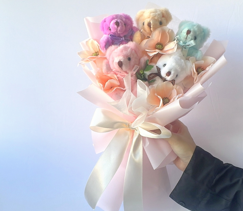 ぬいぐるみブーケ 【 くま束 】 かわいい花束 ランキング1位 発表会 誕生日 生誕祭 イベント 差し入れ 出産祝い 周年祝い 結婚式 結婚祝い 卒業祝い 卒園祝い 入学祝い 入園祝い 開店祝い くま ぬいぐるみ テディベア 花束 くま好き プレゼント