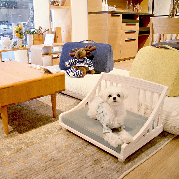 ペットベッド giocoso パイン材 天然木 S・M ライトブラウン・ホワイト W52.5xD42.8xH34cm 犬 猫 ペット家具 ペット用品 ライトブラウン ホワイト おしゃれ