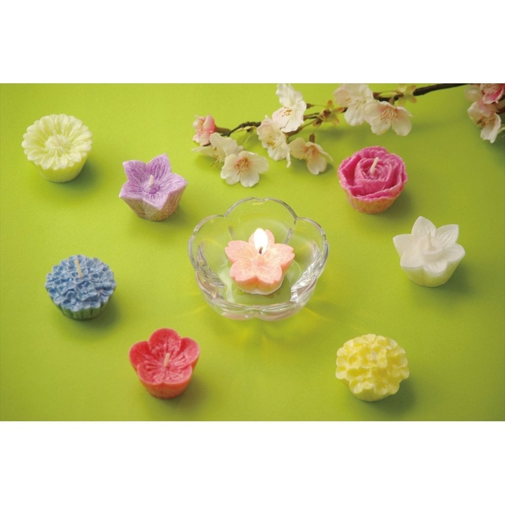 カメヤマ 花づくし キャンドル ギフトセット 植物性 12種入 ろうそく 植物性原料 フローティング ガラス燭台付き【北海道・沖縄県・離島 配送不可】