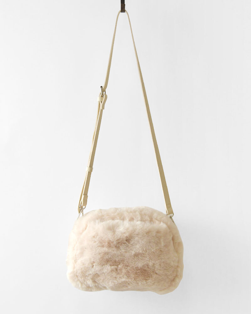 【EARTH MADE アースメイド】FUR BAMBOO ファー バンブーハンドル 2way ショルダー トートバッグ (E8187)正規品 レディース 秋 冬 ハンドバッグ ナチュラル 新作 シンプル おしゃれ コーディネート 人気 60代 50代 40代 30代