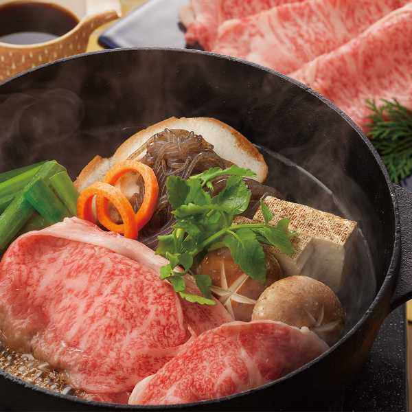 松阪牛 すき焼き ロース 500g 牛肉 ブランド牛 霜降り 国産 お肉 高級 ギフト お祝い 贈り物 お歳暮 贈答用 黒毛和牛 贅沢 グルメ 記念日 内祝い プレゼント 敬老の日