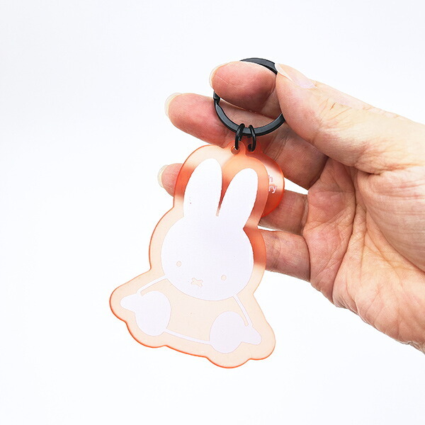 ミッフィー miffy 70th マット染色キーホルダー 1986年 70周年ヒストリー
