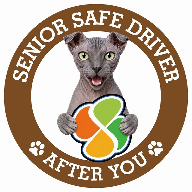 カーサイン 高齢者マーク SENIOR SAFE DRIVER ユークレニアンレフコイ ステッカー シール 直径13cm 肉球 日本製 車