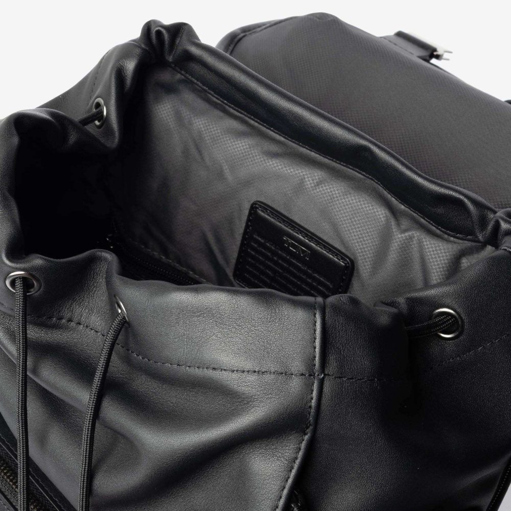 トゥミ TUMI HARRISON ハリソン SMALL GRIFFEN BACKPACK スモール グリフィン フラップ バックパック 06302065DBM 159056 リュックサック メンズ バッグ