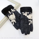 手袋 レディース かわいい おしゃれ 中綿 暖かい 冬 防寒 あったか レース グローブ プレゼント【LALUICE ラルイス】