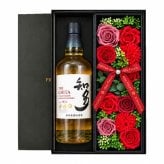 知多 ウイスキー 700ml プレゼント ギフト ウィスキー ハイボール お酒 酒 サントリー セット おしゃれ ソープフラワー フラワーボックス 花 お花 定年退職 還暦祝い 退職祝い 男性 女性 お祝い 古希 喜寿 傘寿 米寿 卒寿 白寿 百寿