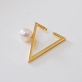 ［pearl624］片耳用 ホワイトピンク 6mm - 6.5mm あこや真珠 イヤーカフ 三角 K18YG