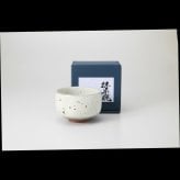 粉引青磁　抹茶碗 陶器 美濃焼 やきものの里から、暮らしを贈ります。　ギフト 食器 セット テーブルウェア