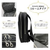 SOLATINA シュリンクボディバッグ 大容量 ショルダーバッグ 斜め掛け 普段使い 使いやすい シンプル 牛革 メンズ ギフト プレゼント ブラック sbi-00026