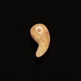 天然石 勾玉ゴールドルチル 約1g 華やかに黄金色に染まる 仕事運 成功 お守り GHM50 スエードコードor交換用ゴム付＆巾着付 財運 石 京海堂