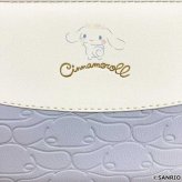 シナモロール 長財布 ラウンドファスナー レディース 財布 サンリオ キャラクター 型押し 合成皮革 大容量 収納力 おしゃれ かわいい プレゼント ギフト 誕生日 クリスマス サンリオ正規ライセンス品