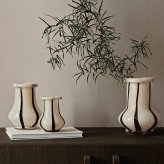 ferm LIVING ファームリビング Riban リバン 北欧 花瓶 フラワーベース 高さ15cm 北欧雑貨ガラス花瓶 ガラス モダン ブランド 人気 おしゃれ インテリア フラワーベース 白 ホワイト クリーム 雑貨 オブジェ