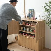 推し活 棚 推し活収納 キャビネット チェスト ラック 収納 推し 飾る 大容量 スリム 薄型 コンパクト 省スペース 扉付き 可動 ワゴン 仕切り キャスター リビング 隠す収納 隠せる 一人暮らし ワンルーム 本