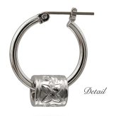 ハワイアンジュエリー ピアス 金属アレルギー対応 純チタンポスト シルバー925 スクロール チャーム フープピアス クロッシングピアス 20G(ゲージ) 幅20mm レディース 誕生日 プレゼント ハロウィン 【品番：HE-SP3263】