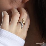 ステンレス ニュアンスリング ごつめ ツイスト コンビカラー メタルリング オープンリング ワイドリング ゴールド シルバー 指輪 太め 大きめ 存在感 個性的 カーブ マルチ ミックス レディース 女性 金属アレルギー対応