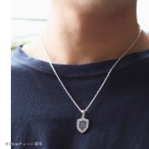 ハワイアンジュエリー イニシャル ペンダント トップ 刻印 無料 誕生石入れ可 エンブレム イニシャル シルバー925 ネックレス チェーン別売 ペンダントヘッド BY THE SEA バイザシー メンズ レディース 誕生日 プレゼント ハロウィン 【品番：SP315】