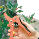 タカギ ラチェット式剪定鋏 2011415  内祝 内祝い お祝 御祝 記念品 出産内祝い プレゼント 快気祝い 粗供養 引出物