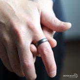 ステンレス ブラックリング 燻し加工 アンティークリング メンズリング つや消し 指輪 マット 甲丸 プチプラ 高見え 渋い かっこいい 男性 金属アレルギー対応
