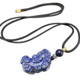 天然ラピスラズリ青金石ヒキュウ彫り未着色天然石黒紐ネックレス